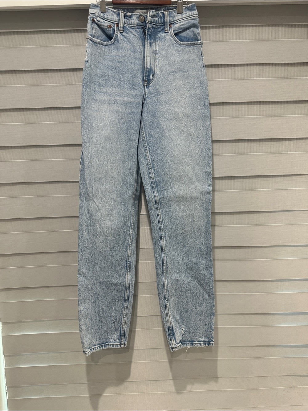 Abercrombie & Fitch Light Wash Boyfriend Jeans - Light Blue